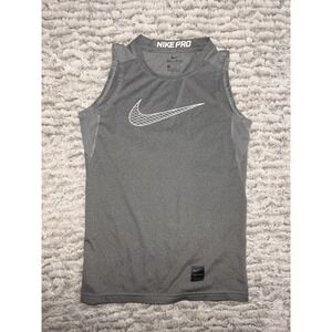 Nike Boy's Sleeveless Crew Neck Dri-Fit Legend Tank Top AC2 Gray Large
